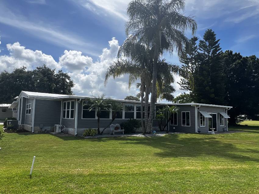 194 Fairway Circle a Winter Haven, FL Mobile or Manufactured Home for Sale